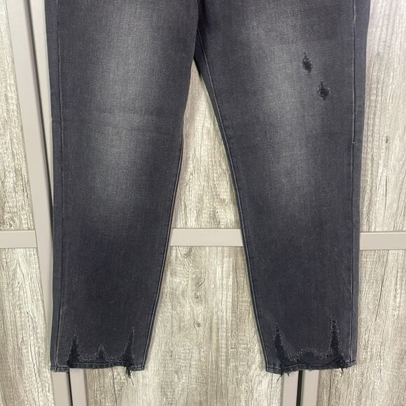 NWOT Revolve Pistola Charlie High Rise Straight Crop Leg Distressed Jeans 26 - Picture 4 of 12